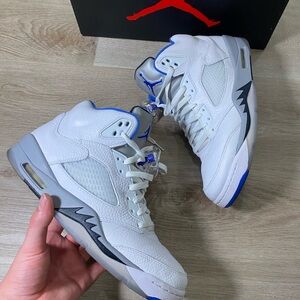 Jordan 5 Retro white stealth (2021)